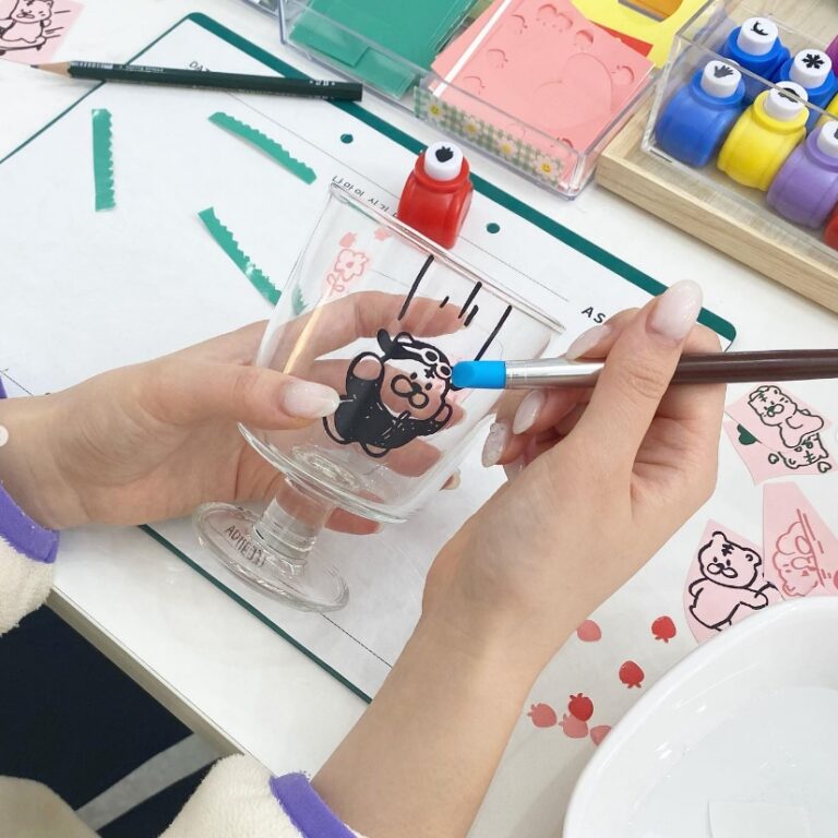 1692853163308 1 768x768