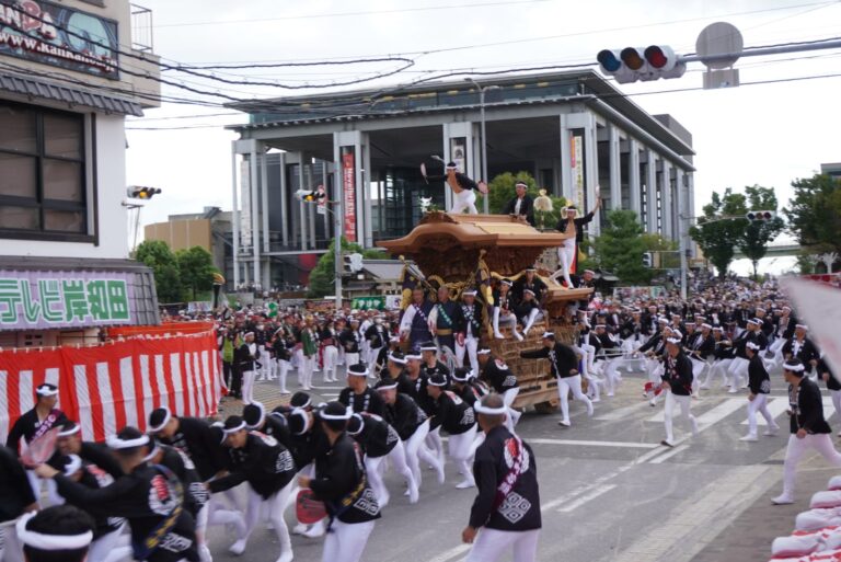 LINE ALBUM 230817 2 768x513